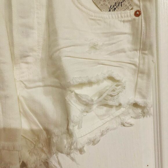 Brand New Free People Love Good Vibrations Spring White Shorts For Women Size 27 - Picture 5 of 8
